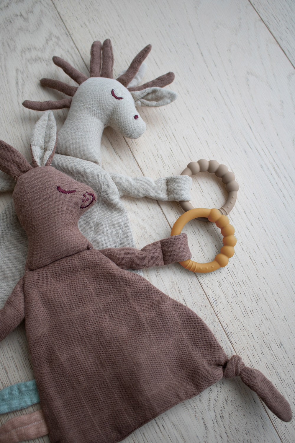 Pacifier cloth with teething ring - Henry the horse